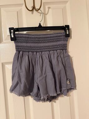 Smocked High-Waist Women’s Shorts in Light Gray